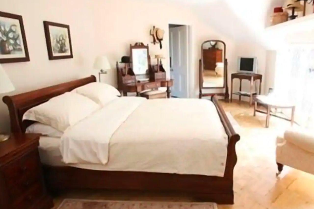 Farningham Tabsfield Bed & Breakfast エクステリア 写真