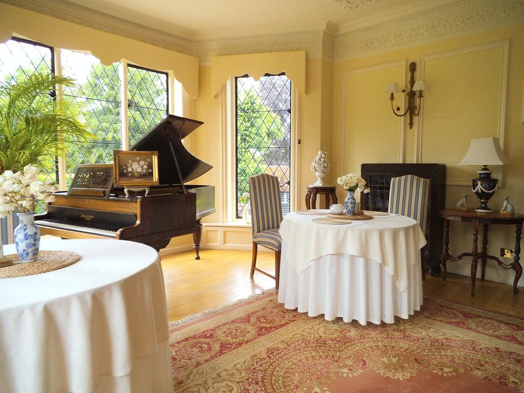 Farningham Tabsfield Bed & Breakfast エクステリア 写真