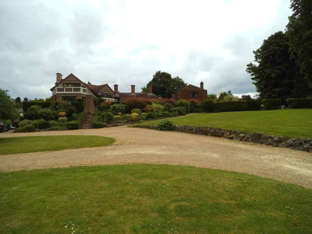 Farningham Tabsfield Bed & Breakfast エクステリア 写真